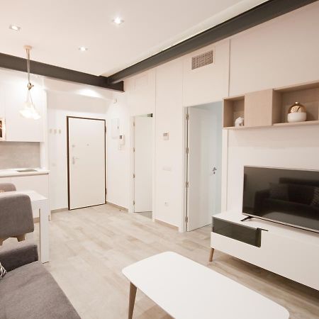 Apartamento Nuevo Y De Lujo En Puerta Del Sol Madri Exterior foto