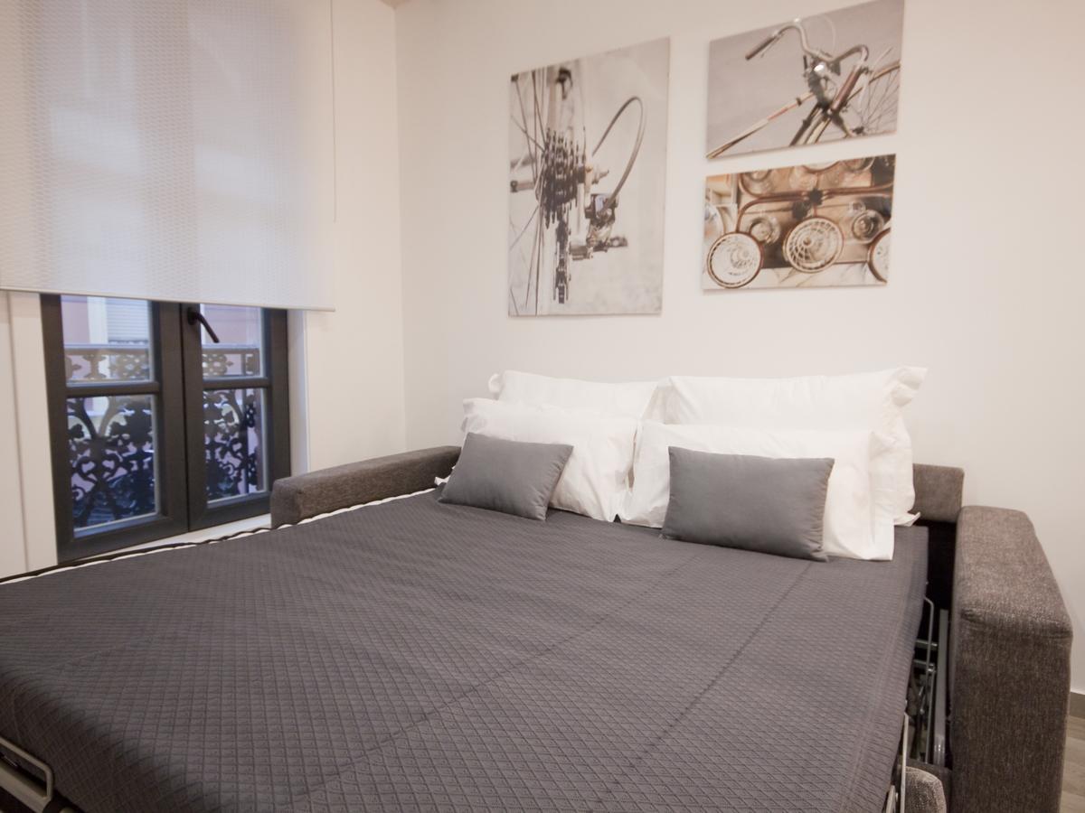 Apartamento Nuevo Y De Lujo En Puerta Del Sol Madri Exterior foto
