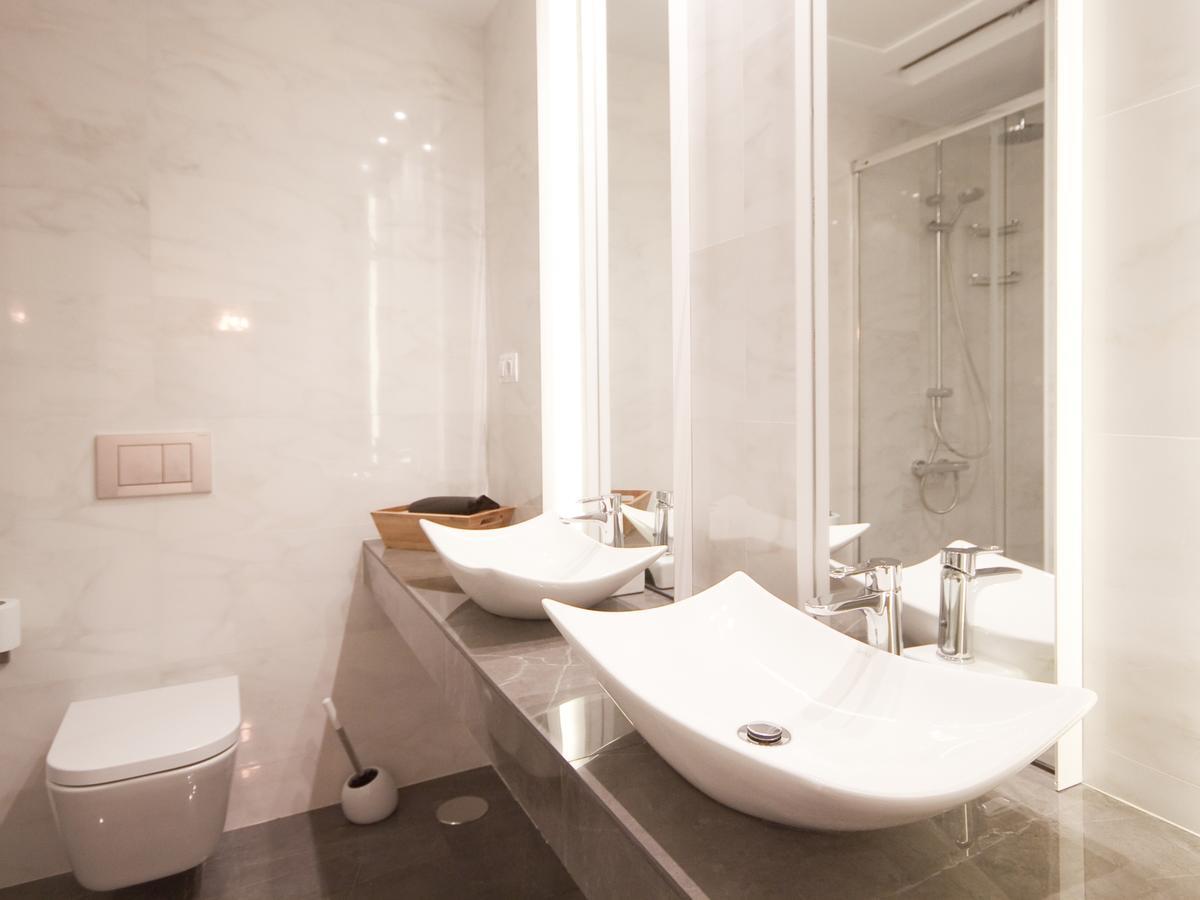 Apartamento Nuevo Y De Lujo En Puerta Del Sol Madri Exterior foto